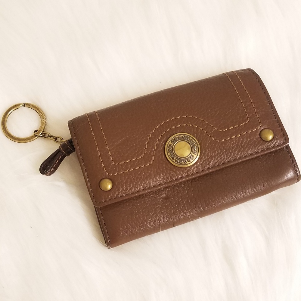 💯 Authentic Coach Keychain Wallet